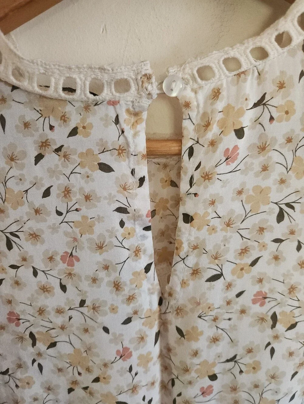Ranna Gill Short Sleeve Blouse Floral Peplum Top Cream Modal Floral Small - Picture 7 of 12